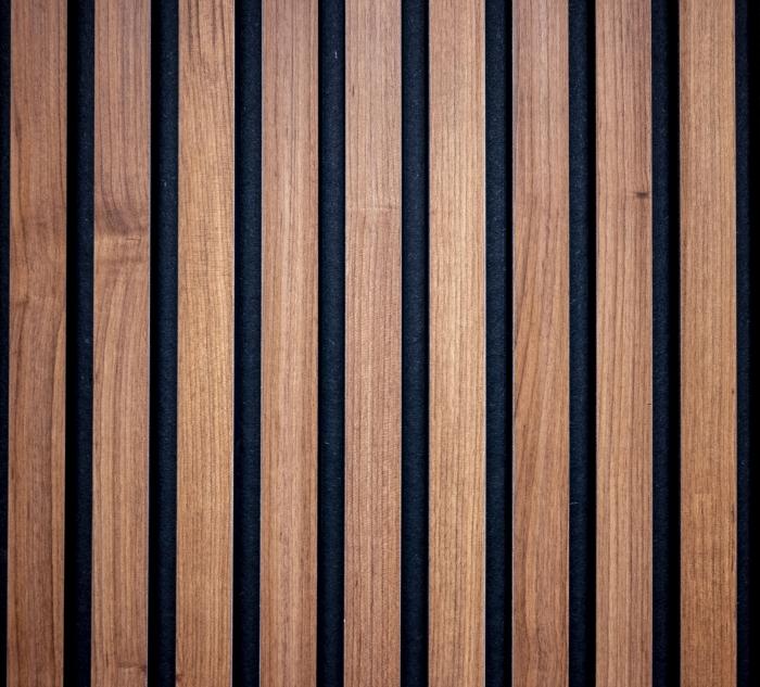 REVESTIMIENTO NOGAL/NEGRO 3050X124X12mm (PRECIO POR UNIDADES)